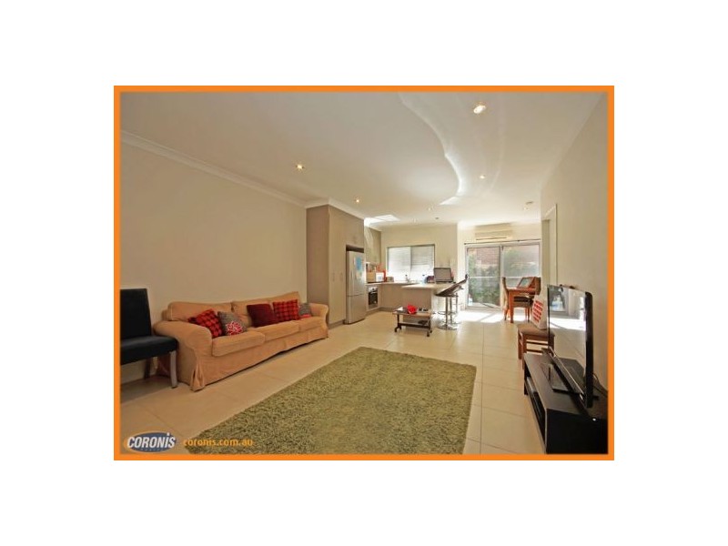 3/415 Scarborough Road, Scarborough QLD 4020