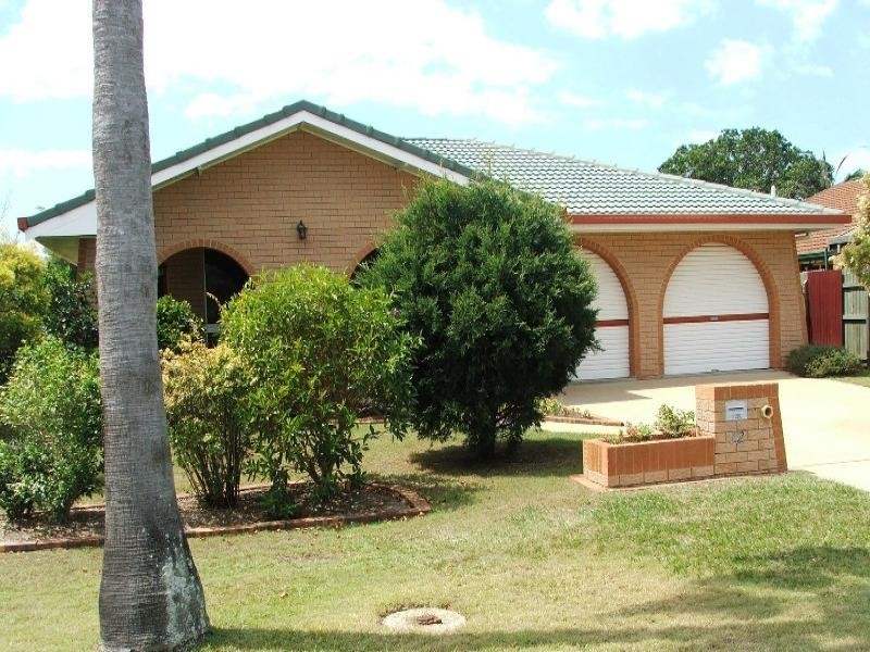 12 Newport Drive, Scarborough QLD 4020