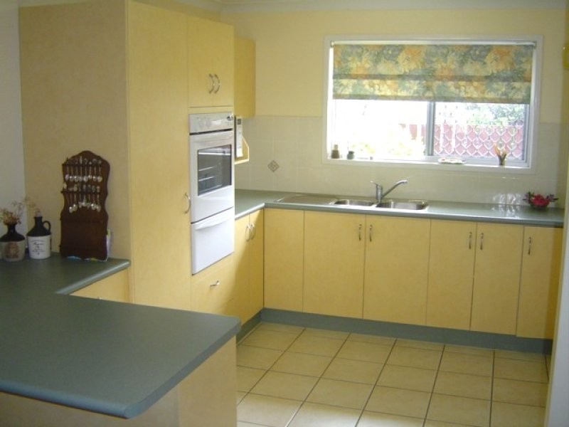 12 Newport Drive, Scarborough QLD 4020