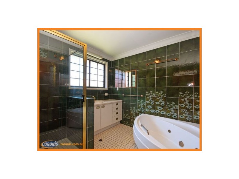 22 Gayundah Esplanade, Woody Point QLD 4019