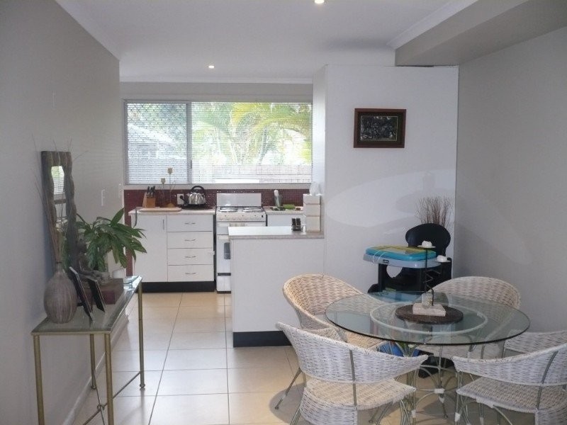 3/2A Moffat Street, Scarborough QLD 4020