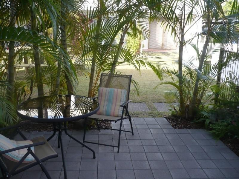 3/2A Moffat Street, Scarborough QLD 4020