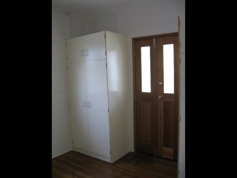 9 Dunbar Street, Margate QLD 4019