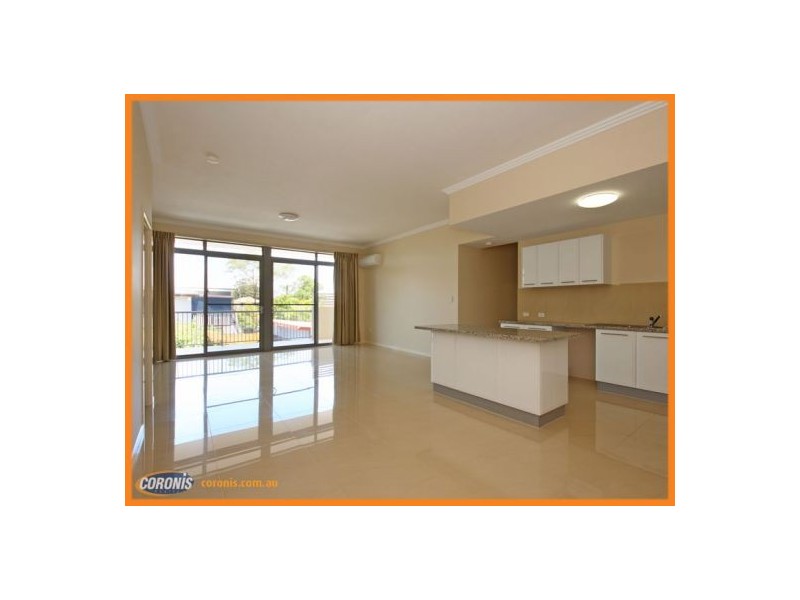 11/32 Rock Street, Scarborough QLD 4020