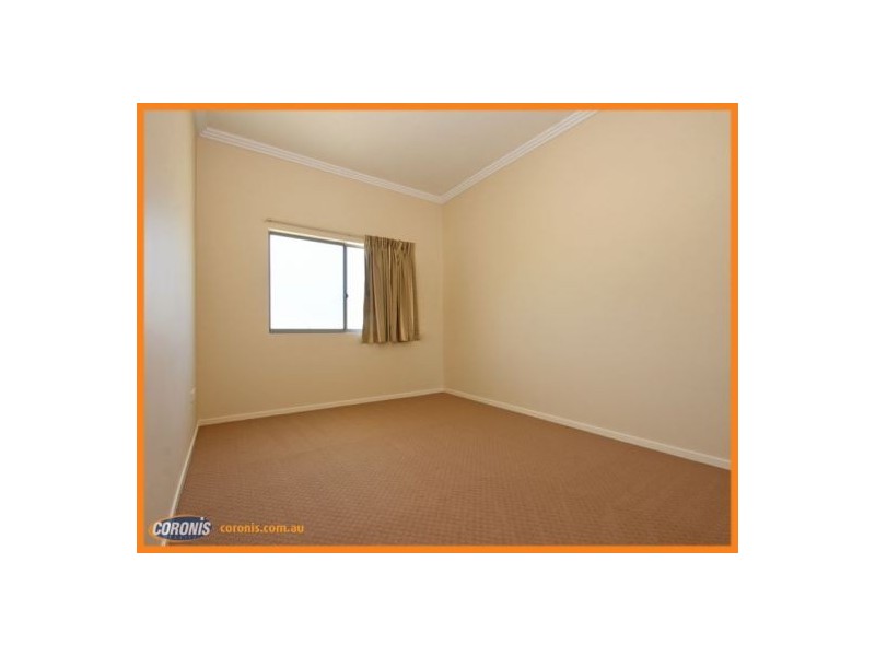 11/32 Rock Street, Scarborough QLD 4020