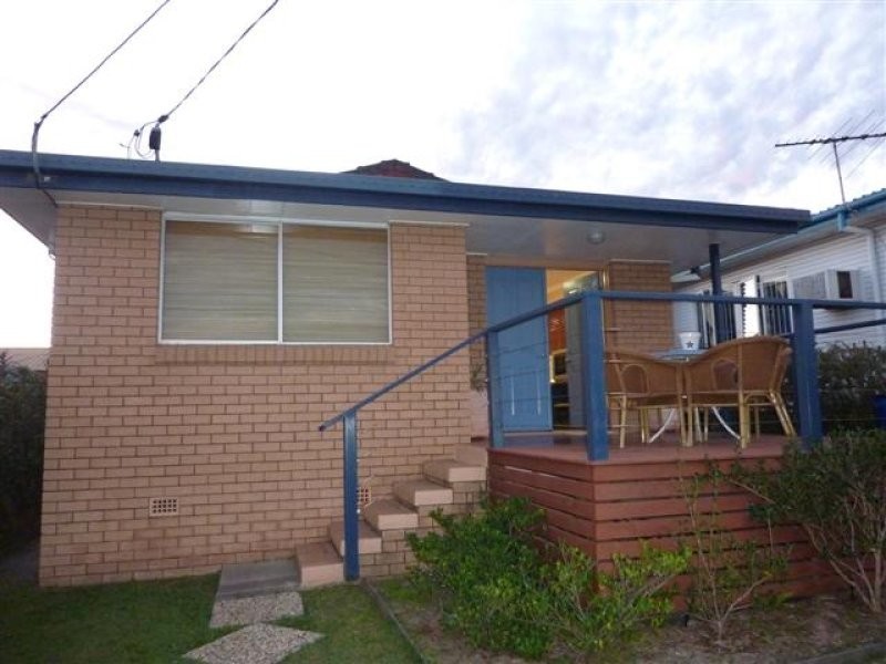 523A Oxley Avenue, Redcliffe QLD 4020