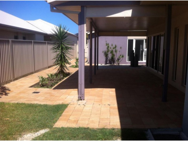 2 Eva Court, Kippa-ring QLD 4021