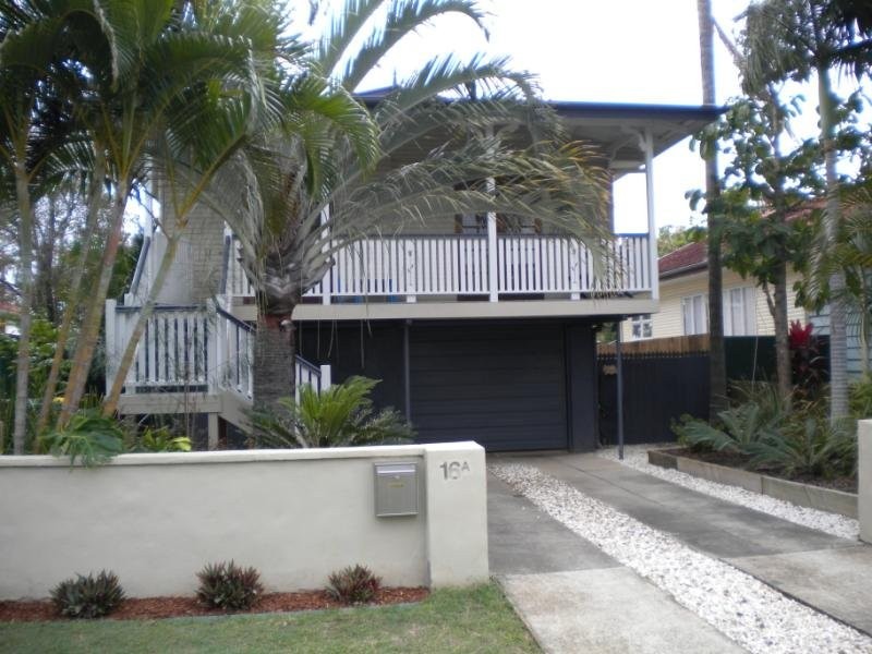 16A Maryborough Terrace, Scarborough QLD 4020