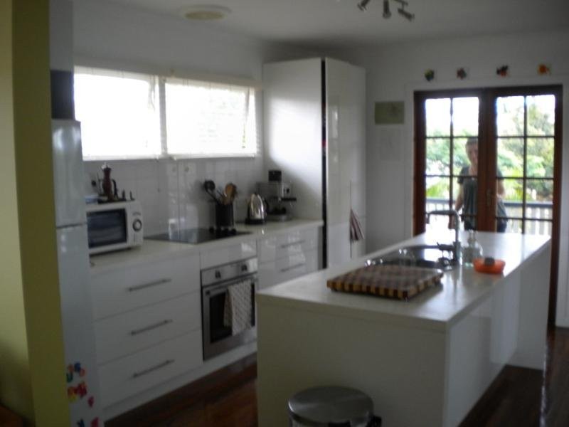 16A Maryborough Terrace, Scarborough QLD 4020