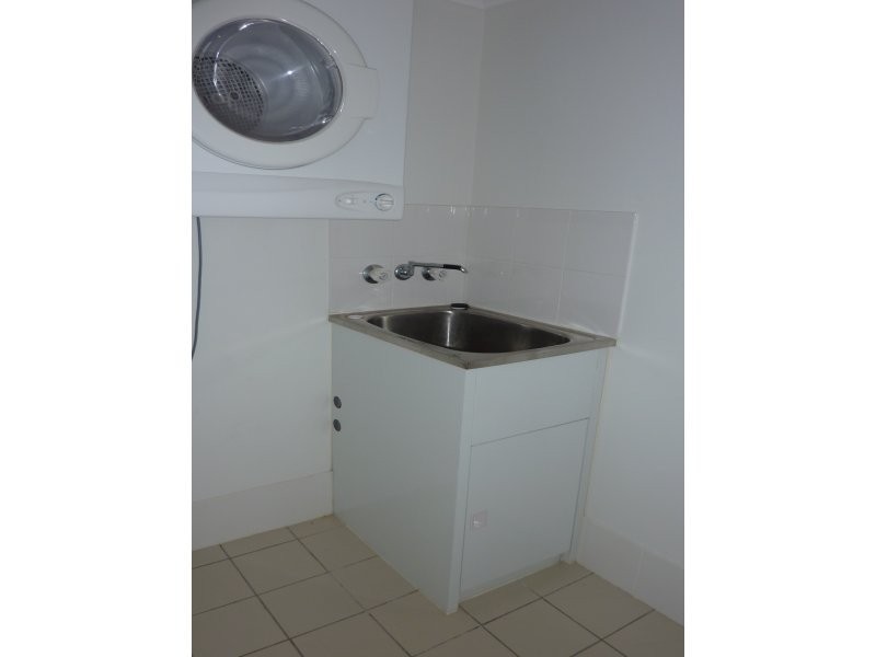 7-55 Marine Parade, Redcliffe QLD 4020