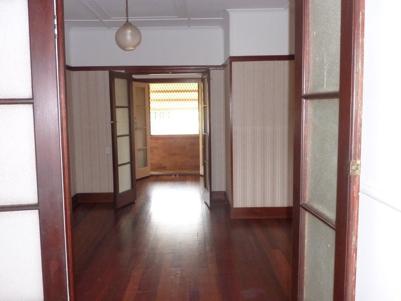 33 Ernest Street Margate, Margate QLD 4019