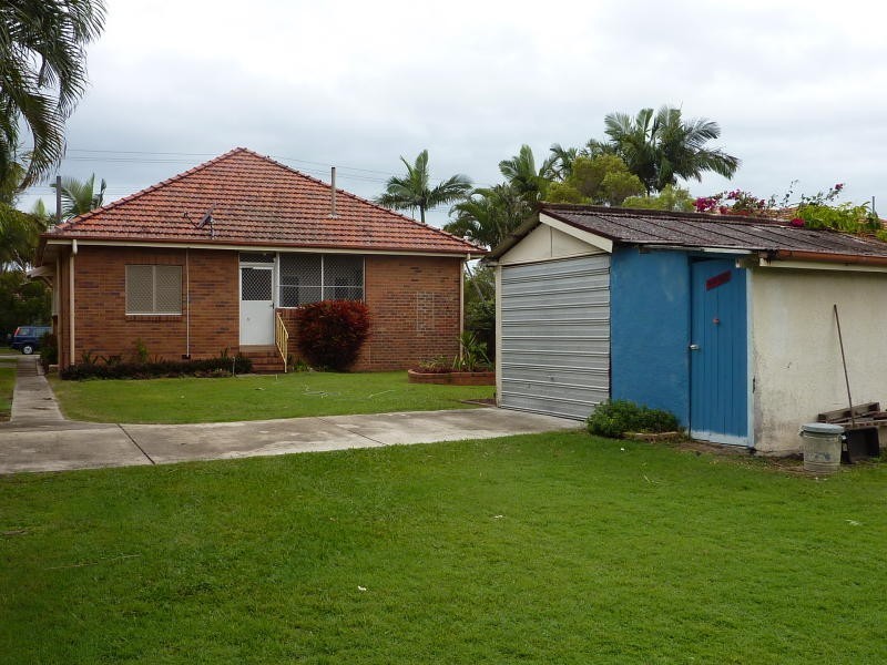 33 Ernest Street Margate, Margate QLD 4019