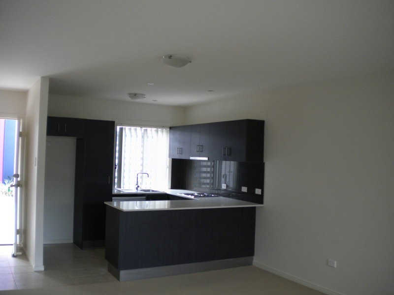 11-15 Caroline Street, Woody Point QLD 4019