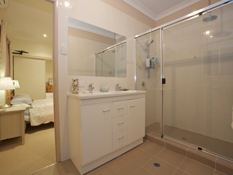 19 Adams Street, Scarborough QLD 4020