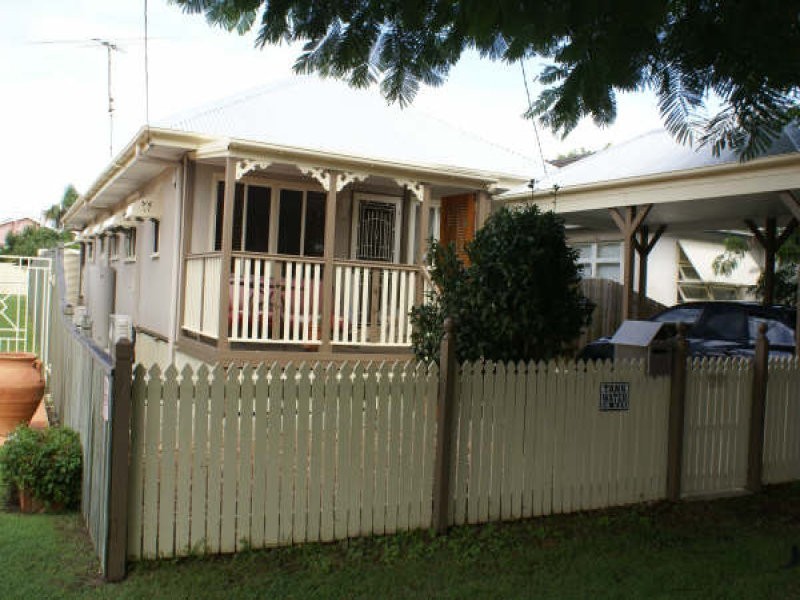 19 Adams Street, Scarborough QLD 4020