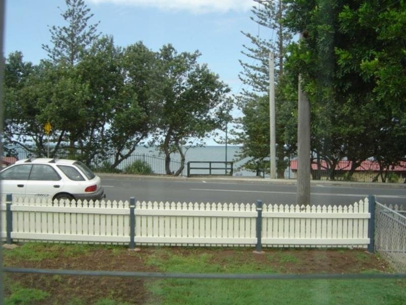 27 Marine Parade, Redcliffe QLD 4020