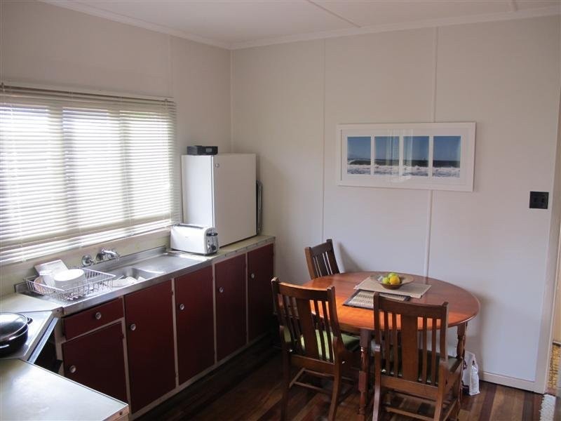 6 Brighton Street, Woody Point QLD 4019