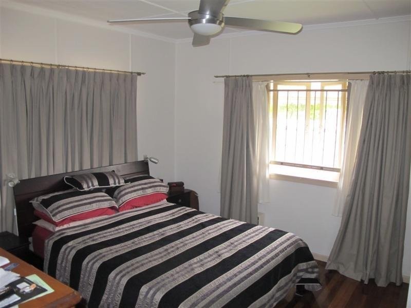 6 Brighton Street, Woody Point QLD 4019