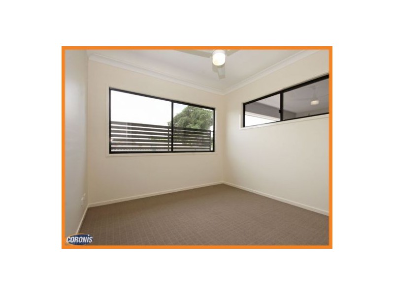 2/22 Percy Street, Redcliffe QLD 4020