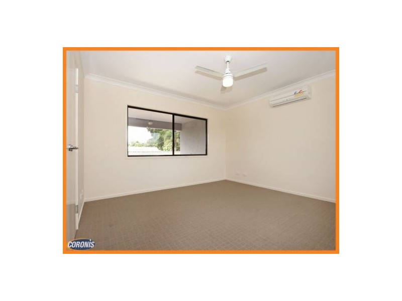 2/22 Percy Street, Redcliffe QLD 4020