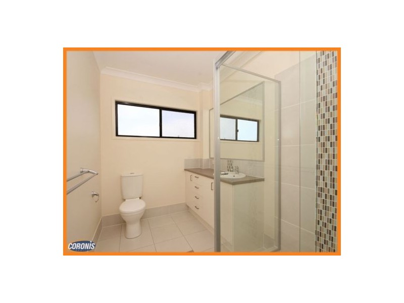 2/22 Percy Street, Redcliffe QLD 4020