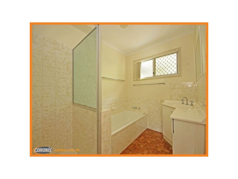 41 Maryborough Terrace, Scarborough QLD 4020