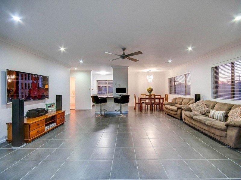 7/162 Prince Edward Parade, Scarborough QLD 4020