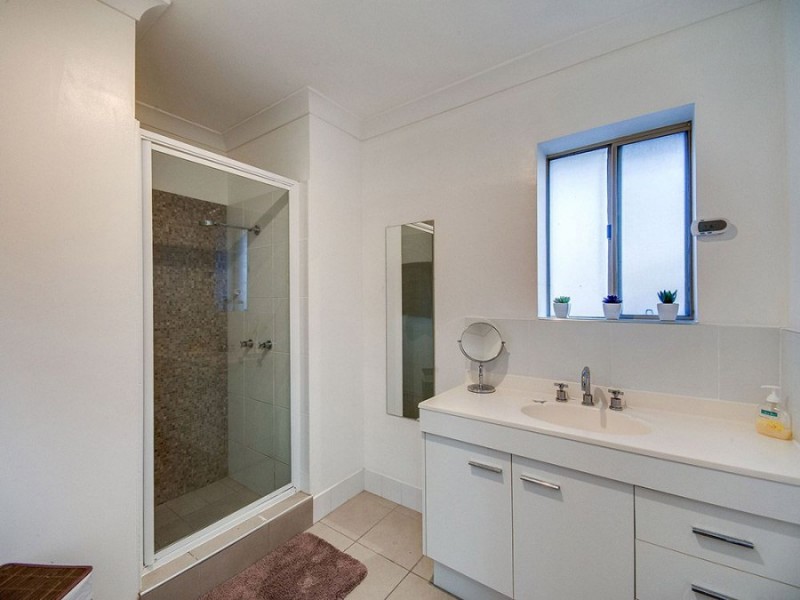 7/162 Prince Edward Parade, Scarborough QLD 4020