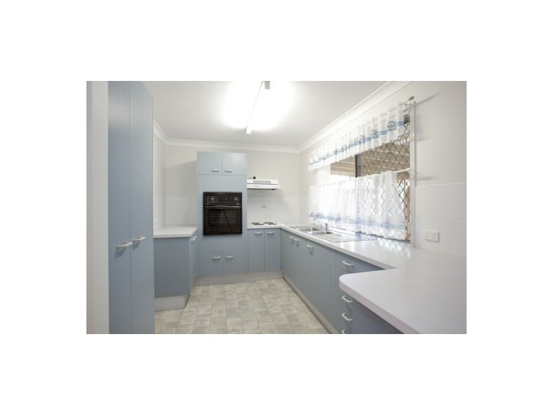 7 Hampshire Ct, Kippa-ring QLD 4021