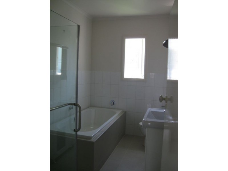 26 Maryborough Tce, Scarborough QLD 4020