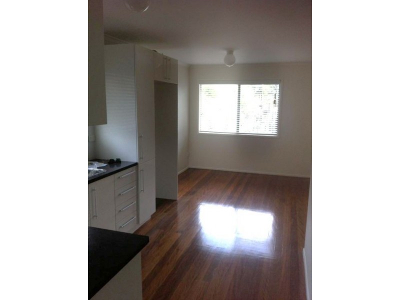 14 Grace Street, Scarborough QLD 4020