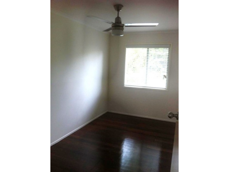 14 Grace Street, Scarborough QLD 4020