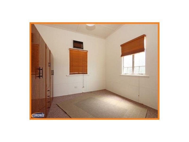 19 Albert Street, Margate QLD 4019