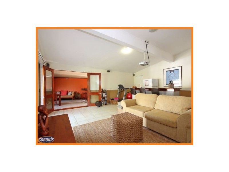 11 Pamphlett Street, Rothwell QLD 4022