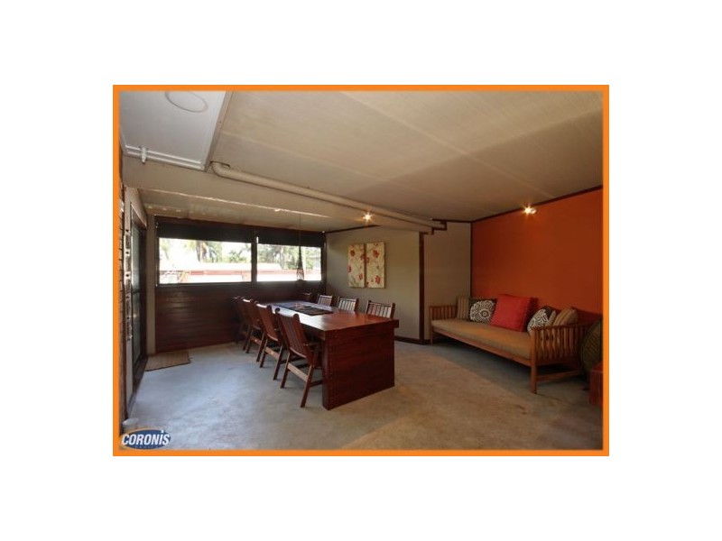 11 Pamphlett Street, Rothwell QLD 4022