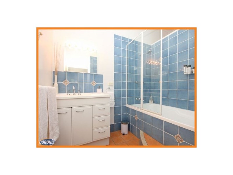 11 Pamphlett Street, Rothwell QLD 4022