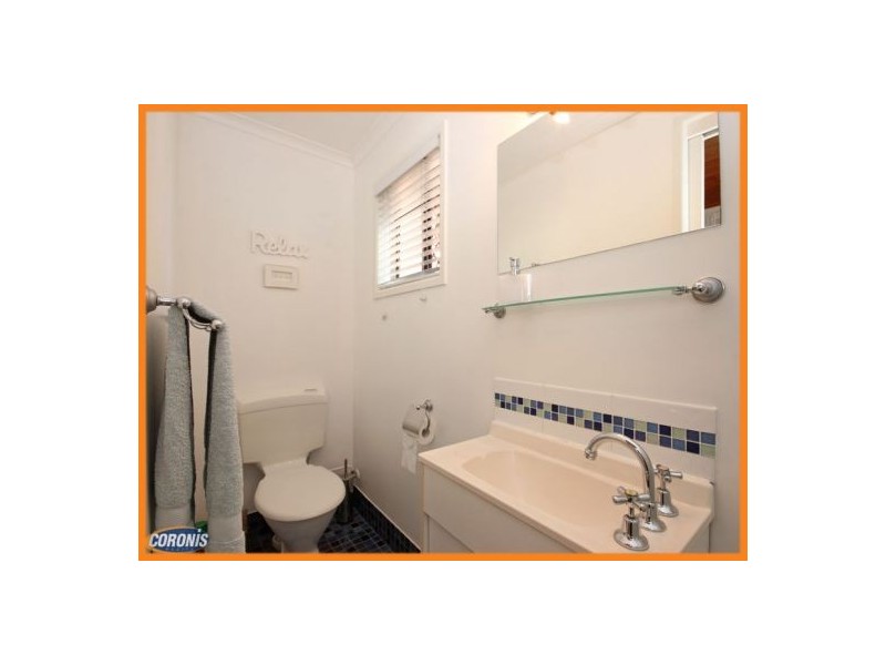 11 Pamphlett Street, Rothwell QLD 4022