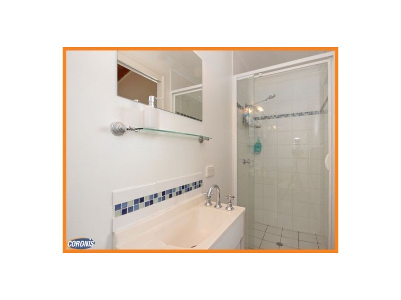 11 Pamphlett Street, Rothwell QLD 4022