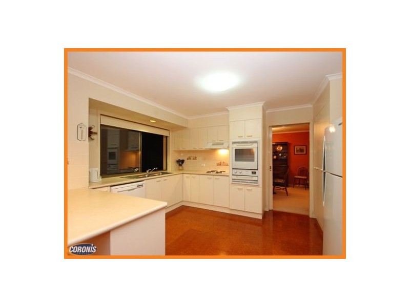 30 Newport Drive, Newport QLD 4020