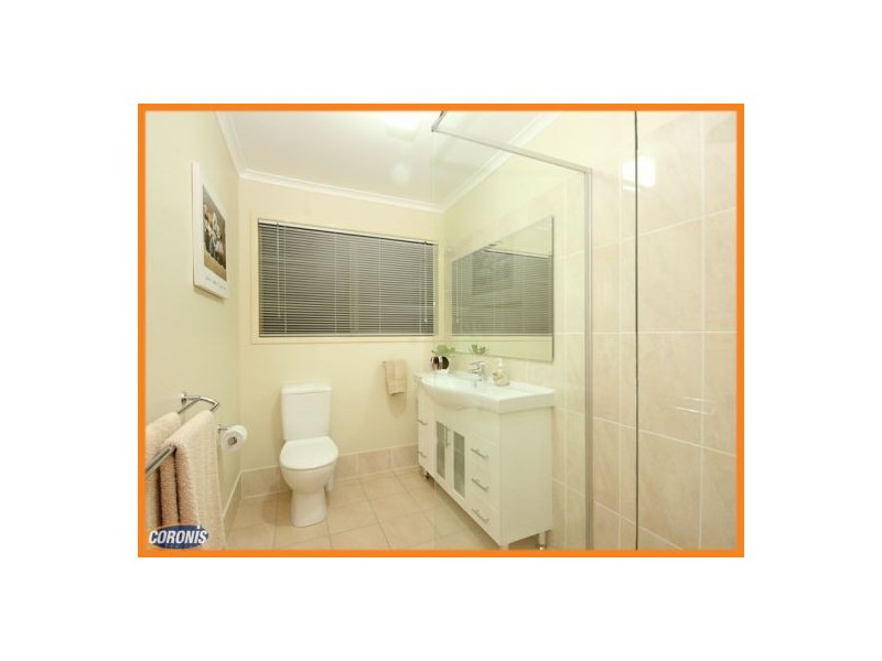 30 Newport Drive, Newport QLD 4020
