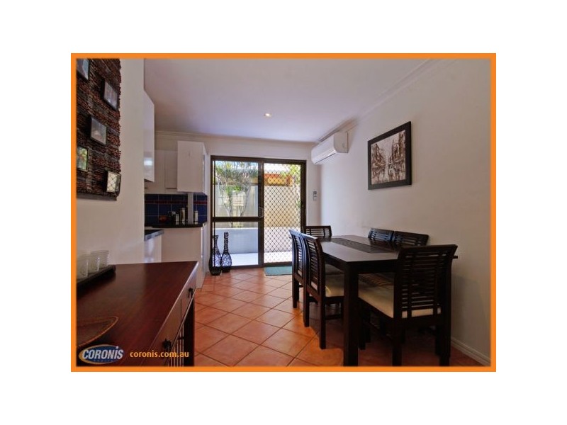 21 Shea Street, Scarborough QLD 4020