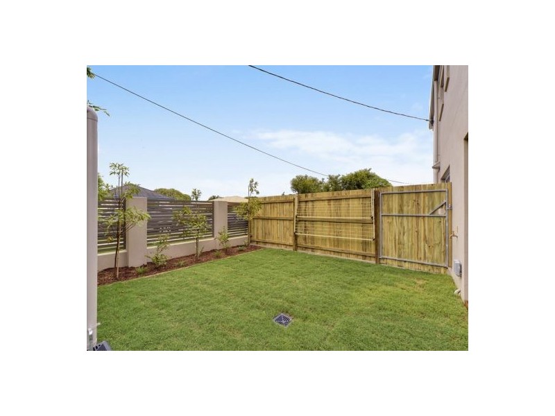 21 McAneny Street, Redcliffe QLD 4020