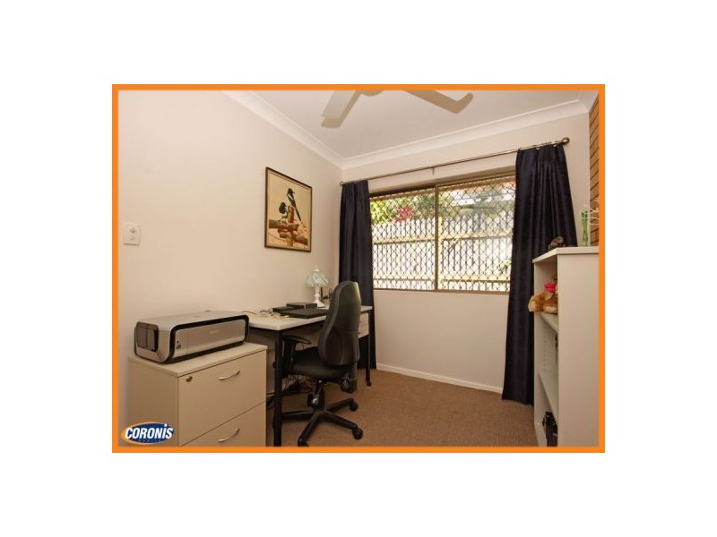 2/32 Caroline Street, Woody Point QLD 4019