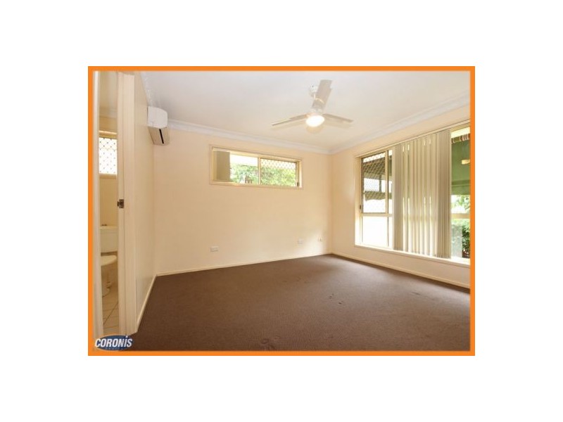 11 Hampshire Court, Kippa-ring QLD 4021