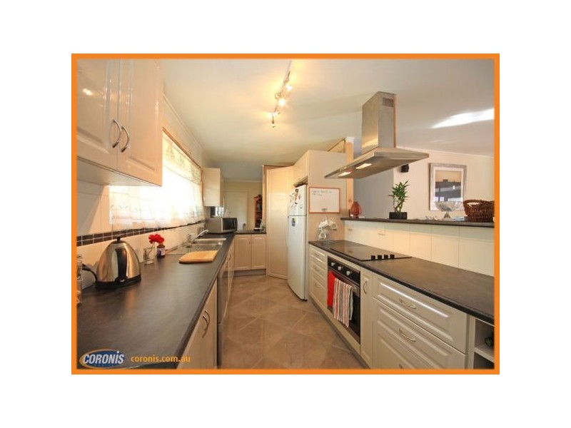 53 Georgina Street, Woody Point QLD 4019