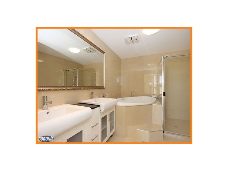 13/32 Rock Street, Scarborough QLD 4020