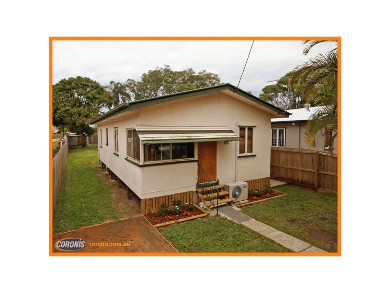 20 Inglis Street, Woody Point QLD 4019