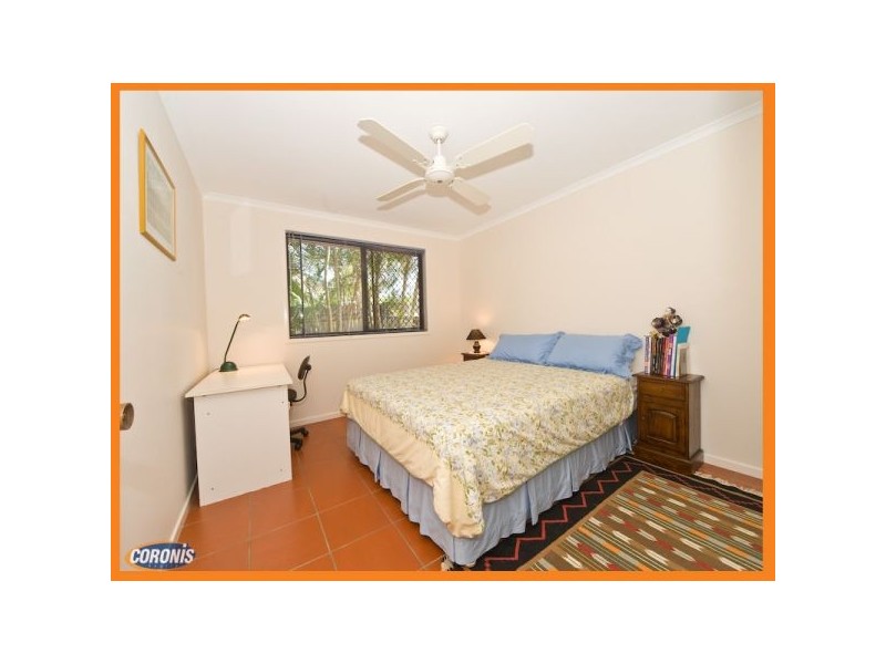 21  Beacon Court, Newport QLD 4020