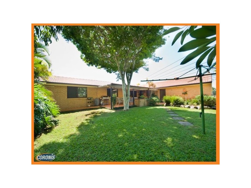 21  Beacon Court, Newport QLD 4020