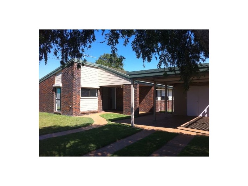 5 Hodges Street, Redcliffe QLD 4020